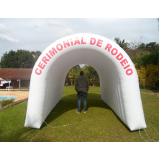 túnel inflável para evento corporativo Ibirapuera